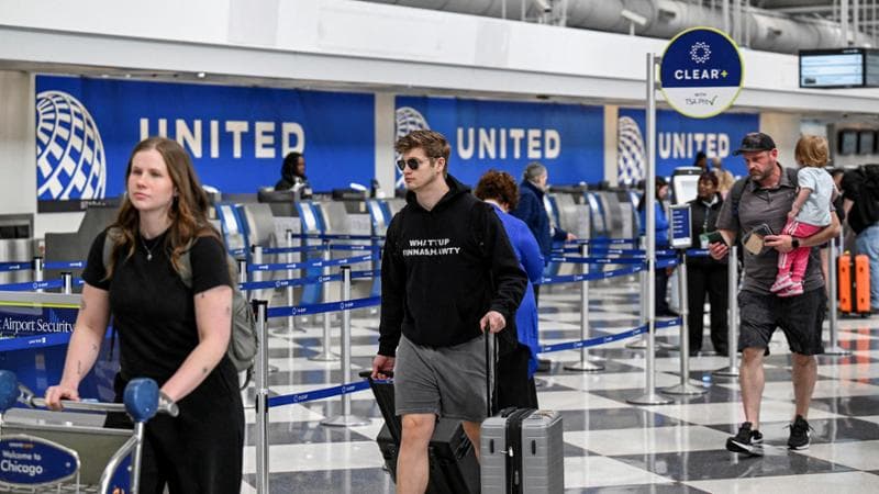 Anteprima: L’America di Trump non attira più, turisti in fuga dagli Stati Uniti: 4 milioni in meno n…