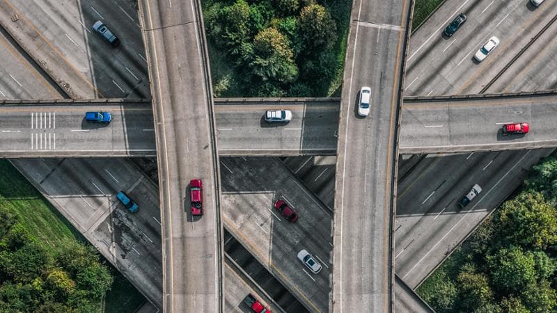 Uno dei grovigli di ponti dove si incrociano autostrade e statali a Houston, Texas. Getty Images
