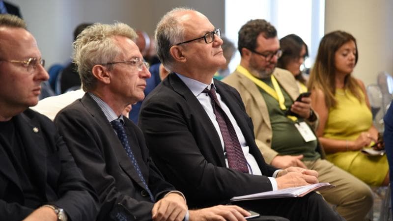 Nasce il partito dei sindaci, all’appuntamento a Roma anche i leader del centrosinistra