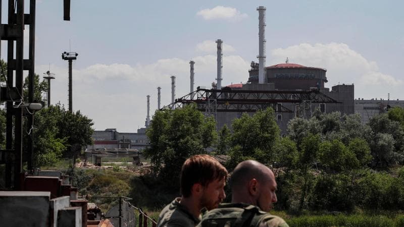 Anteprima: Allarme droni paralizza Monaco. Mosca denuncia: “Colpi ucraini sulla centrale di Zaporizh…