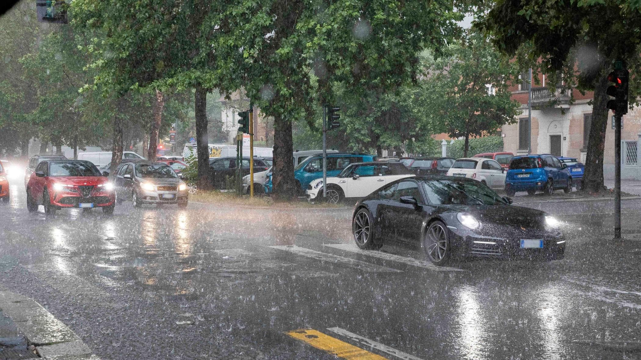 Hava tahmini, hafta boyunca şiddetli fırtınalar ve sıcaklıklarda düşüş