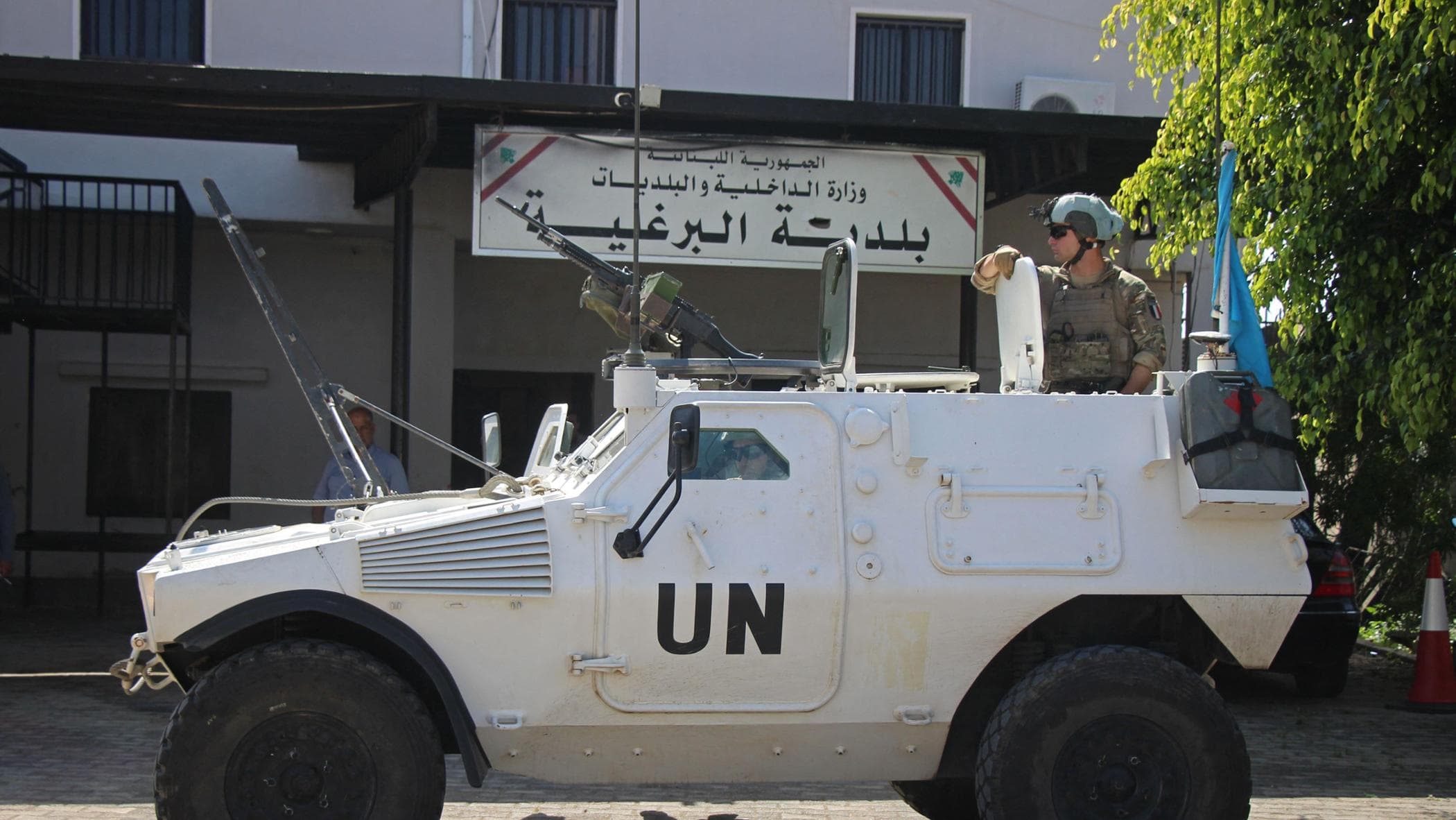 Libano, Macron si rivolge all’Onu: Francia e Italia lavorano per una nuova forza Unifil