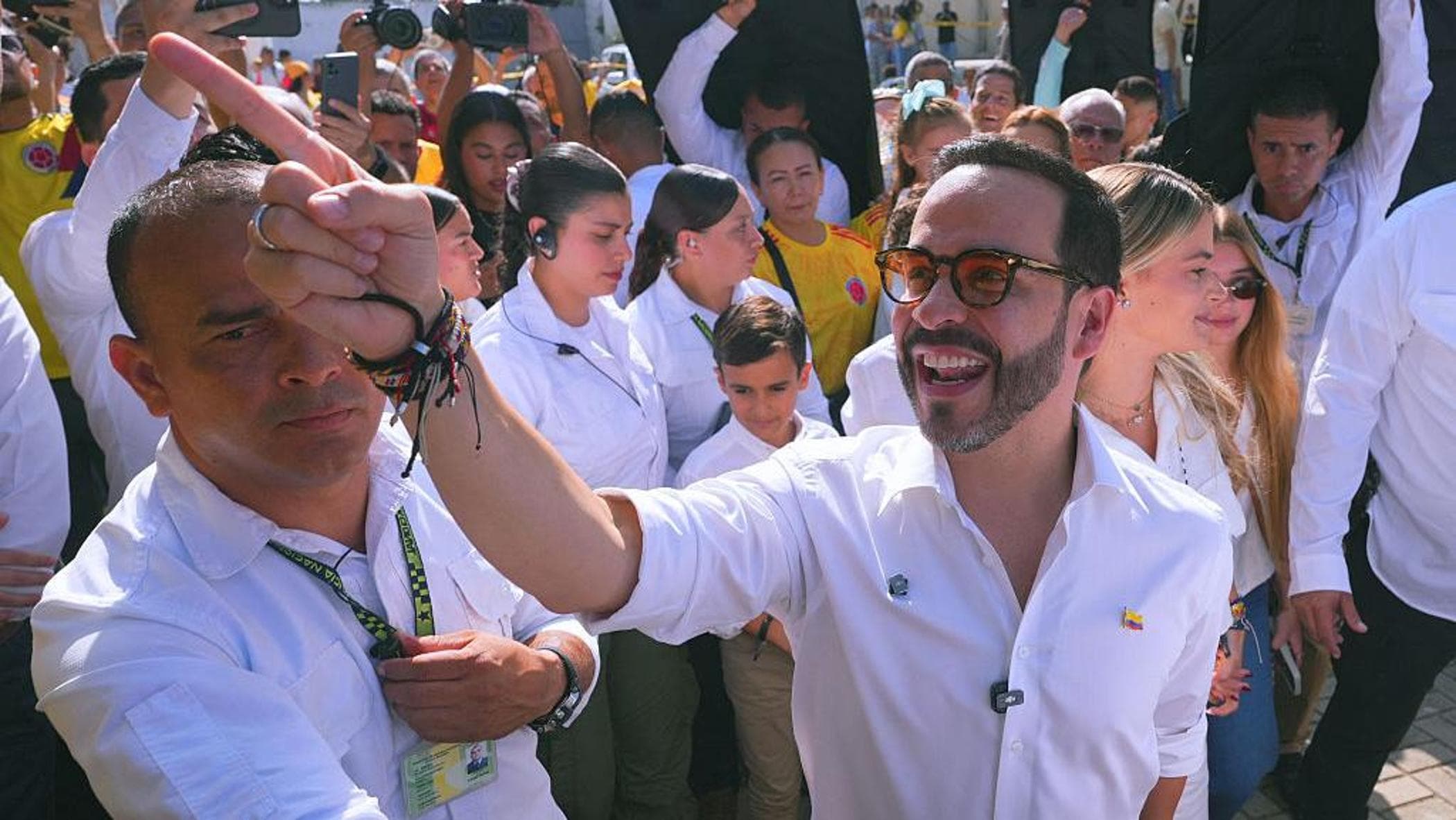 Elezioni in Colombia, estrema destra in vantaggio: la sinistra di Cepeda dovrà rimontare al ballottaggio