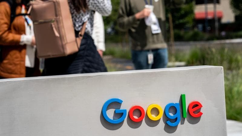 Anteprima: “Dalla lavatrice a un uovo, non sappiamo fare nulla senza chiedere a Google”: il nostro r…