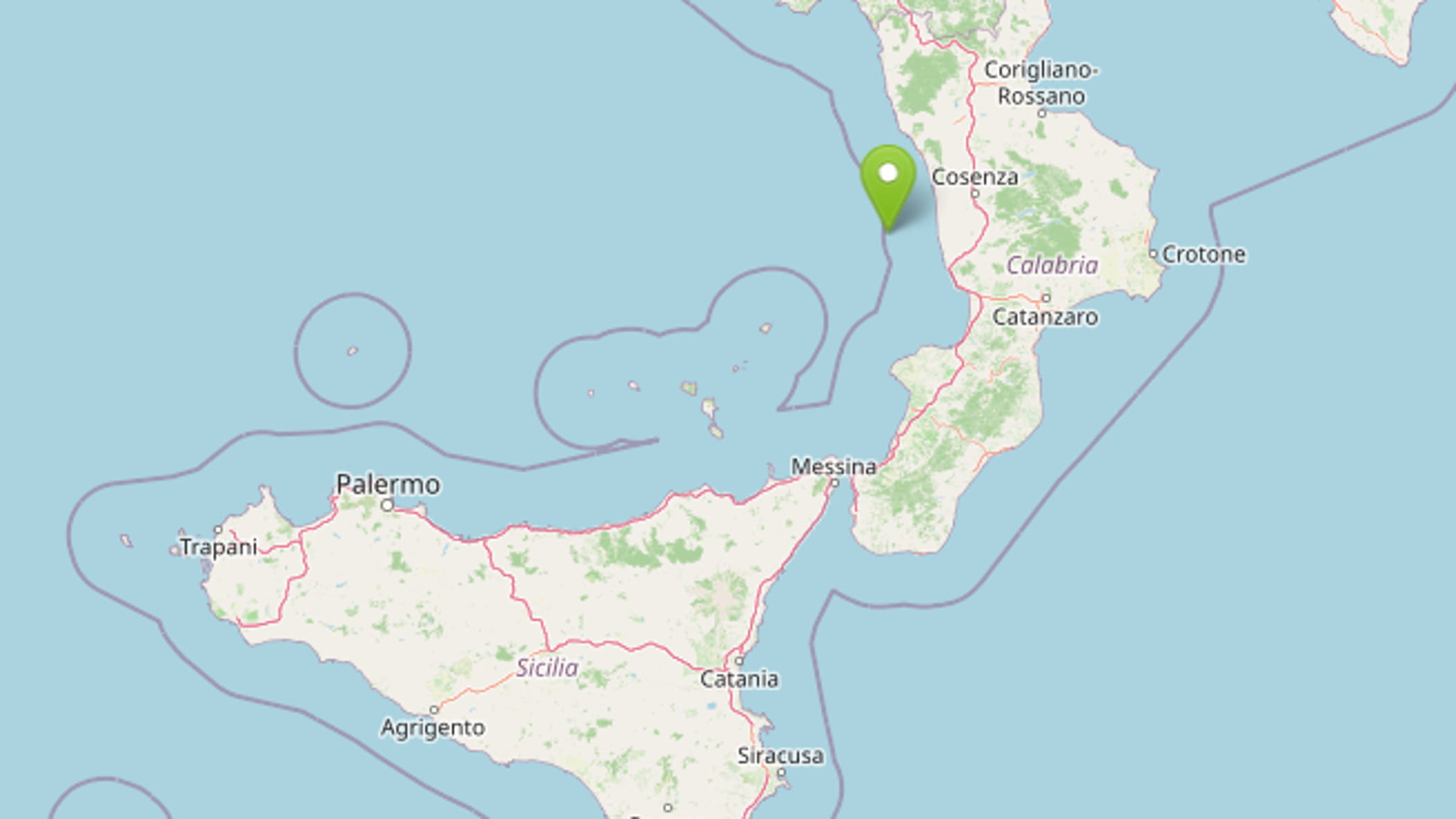 Calabria açıklarında güçlü deprem: merkez üssü denizde olan 6,2 büyüklüğünde