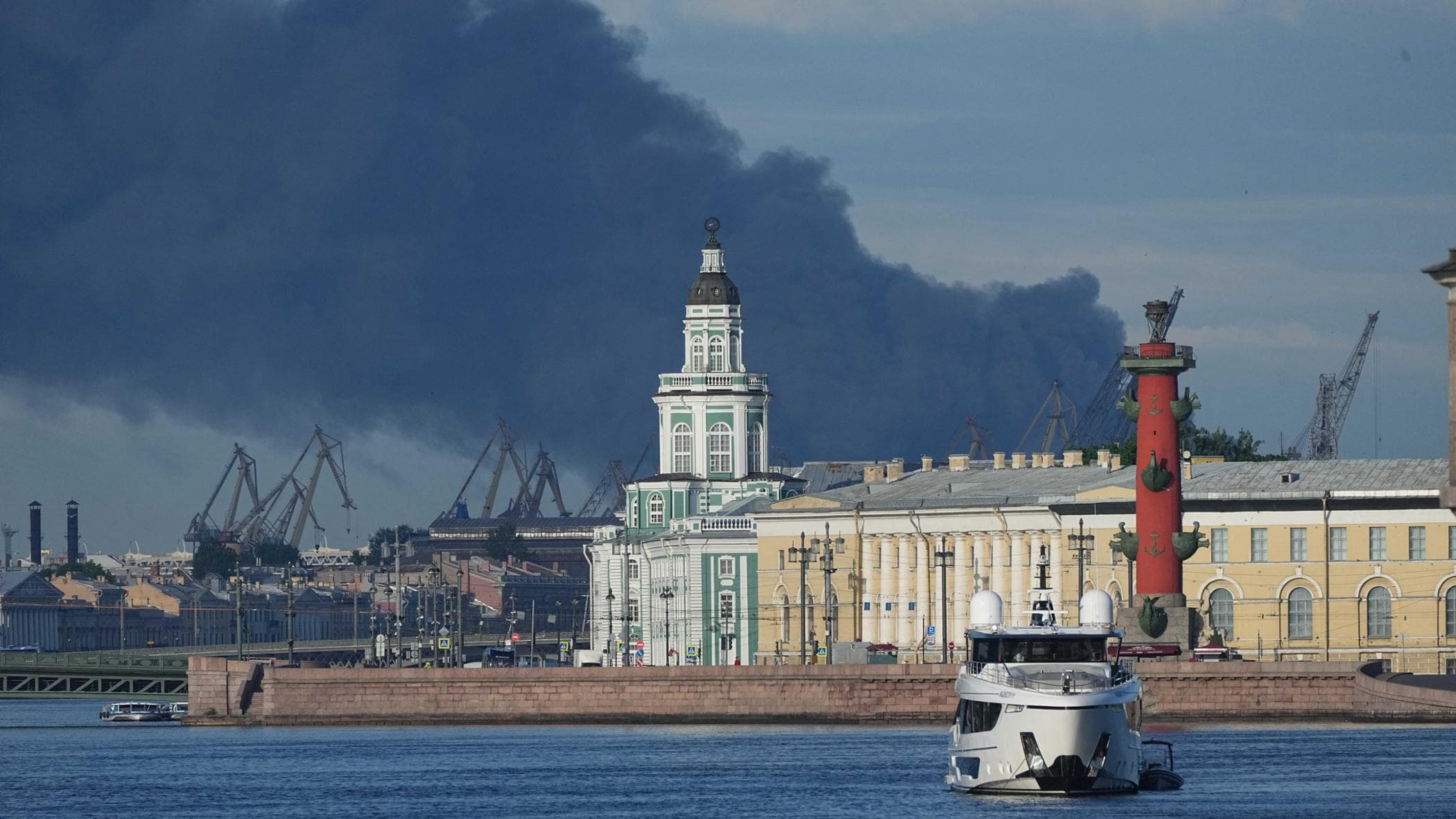 San Pietroburgo, capitale zarista e città natale di Putin: un simbolo russo nel mirino di Kiev