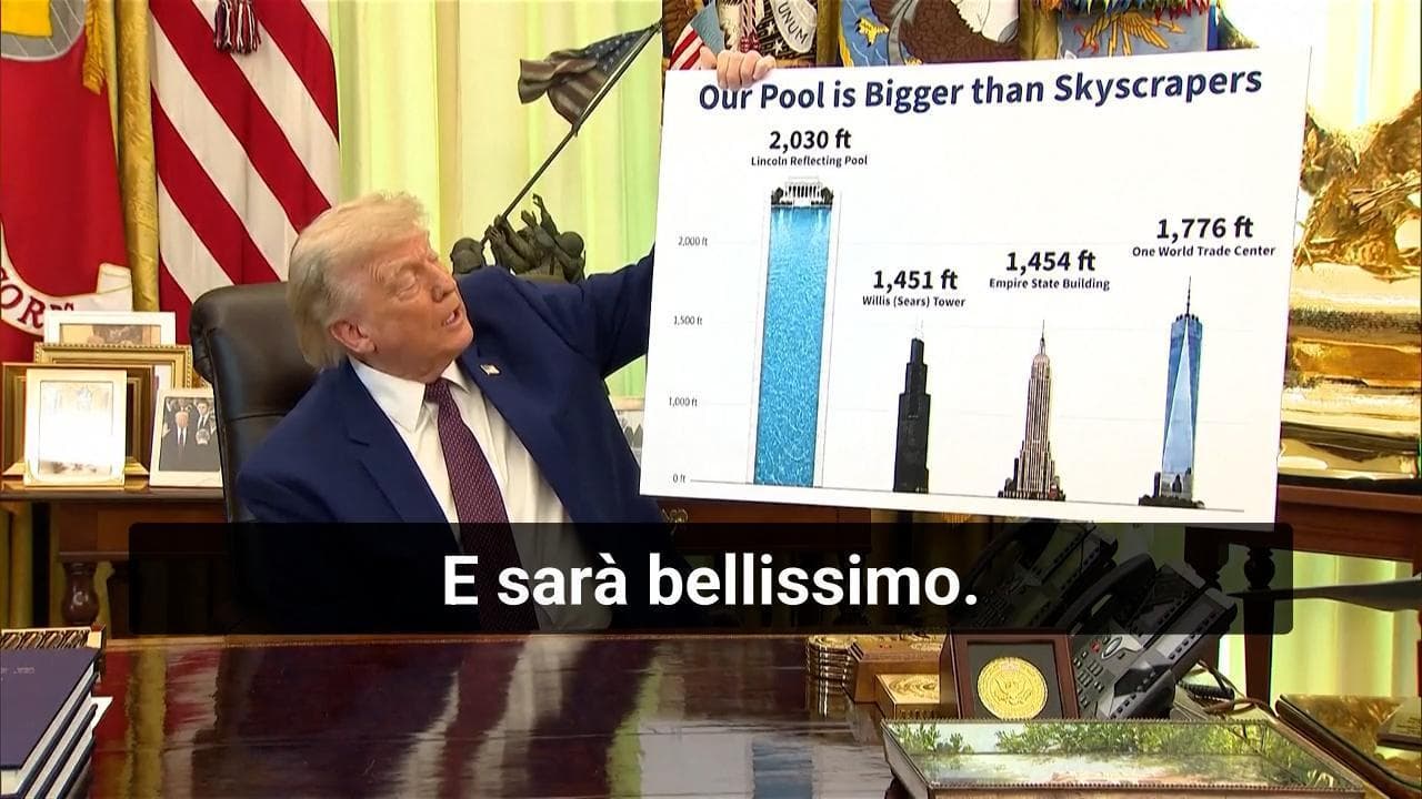 Trump entusiasta della piscina del Lincoln Memorial: "Più grande dell'Empire State Building"