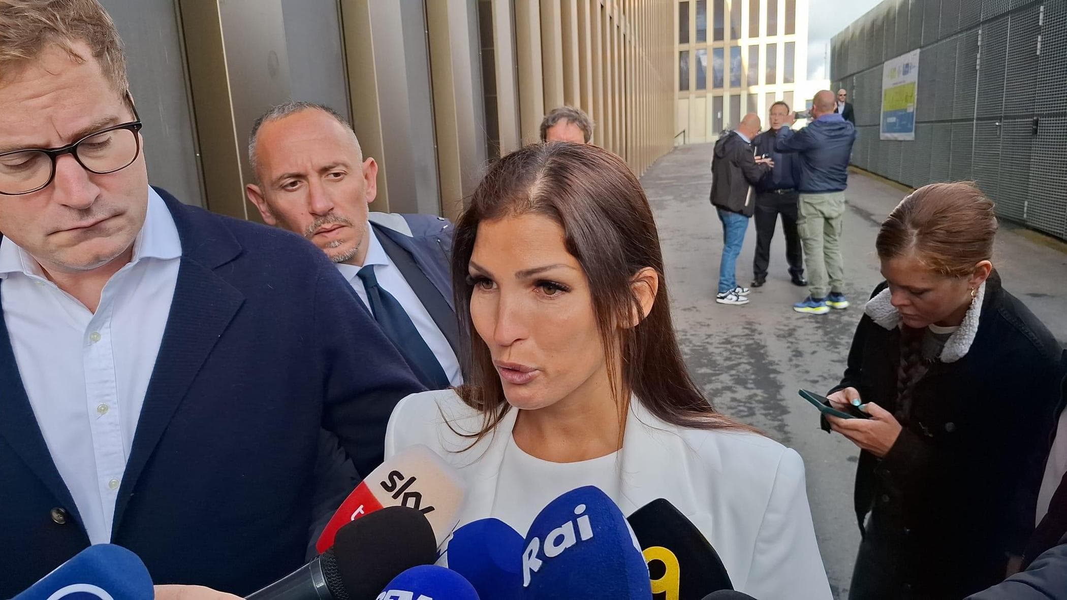 Strage di Crans, Jessica Moretti a Sion per l’interrogatorio: “Falsità su di me”