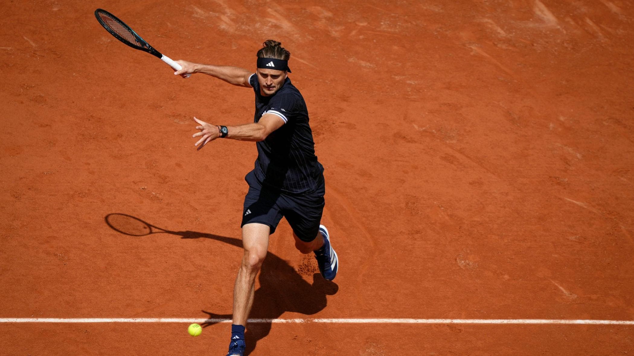 Roland Garros, la semifinale Mensik – Zverev in diretta: 4-4