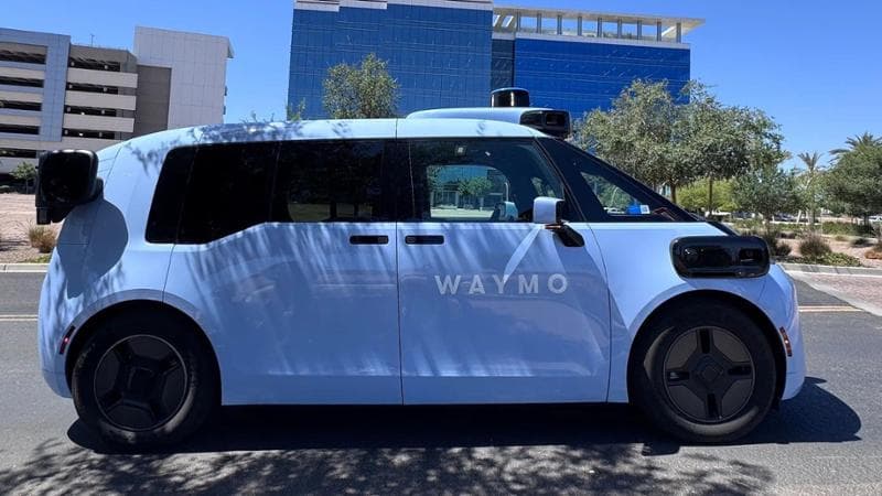 Rivoluzione robotaxi, nei prossimi dieci anni saliranno a quota tre milioni