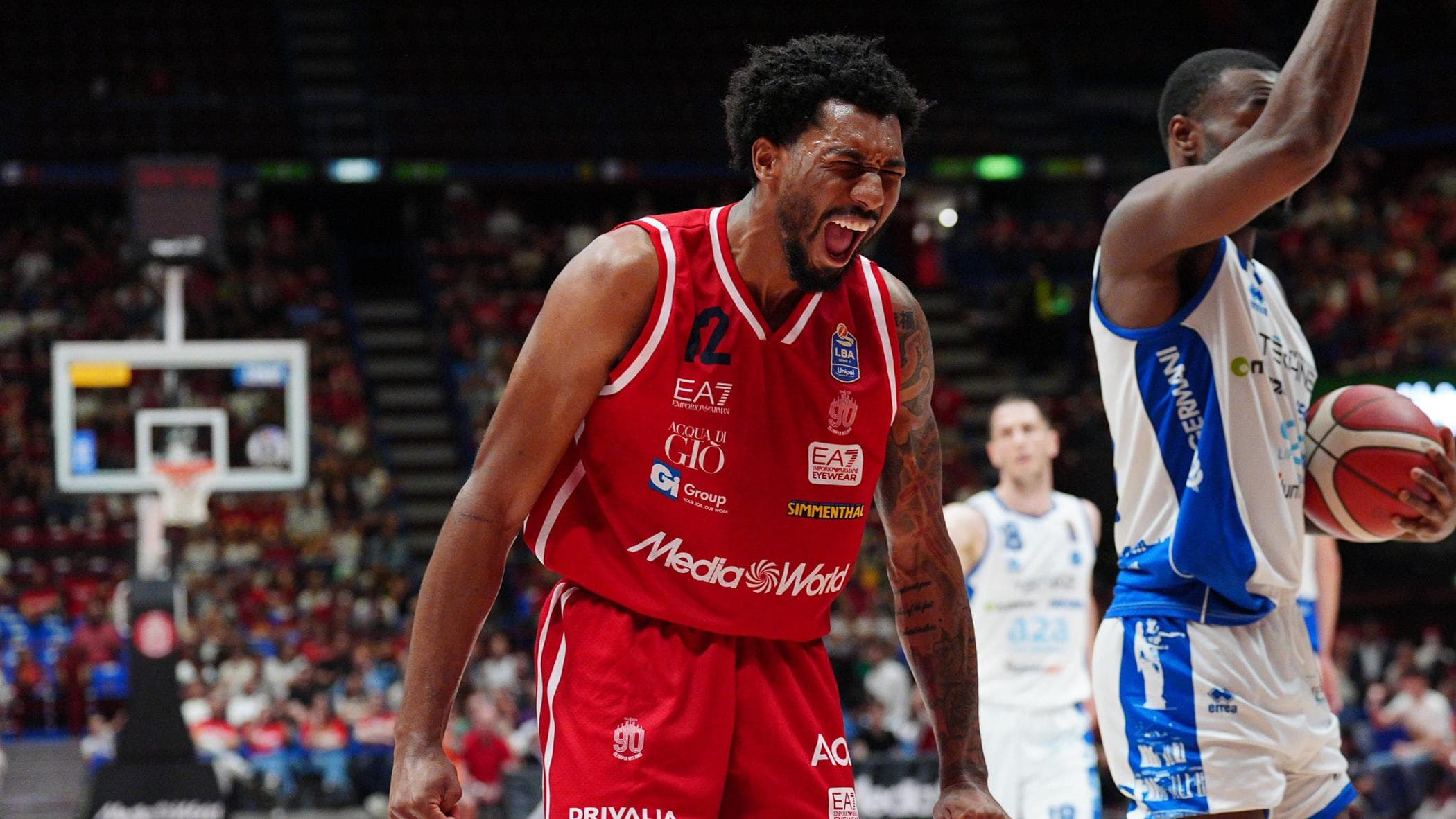 Basketbolda Milan Brescia'yı yendi ve Scudetto finaline çıktı
