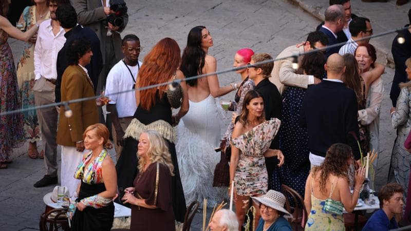 Palermo, 5 giugno: la festa per il matrimonio di Dua Lipa e Callum Turner