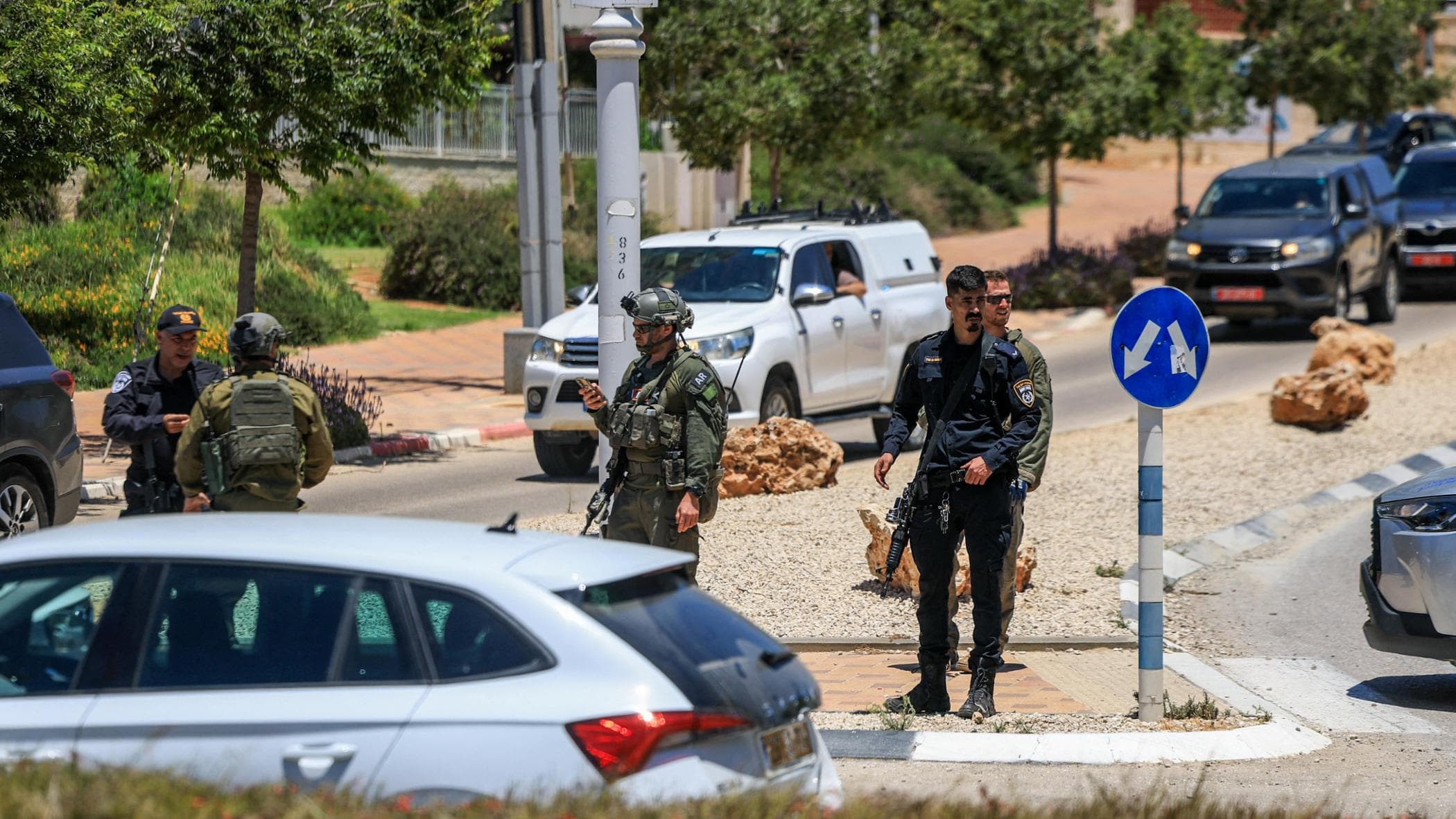 Attacco nel centro di Israele, un morto e cinque feriti