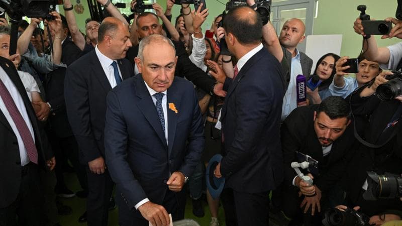 Anteprima: In Armenia, dove oggi alle urne si gioca la partita tra Russia ed Europa