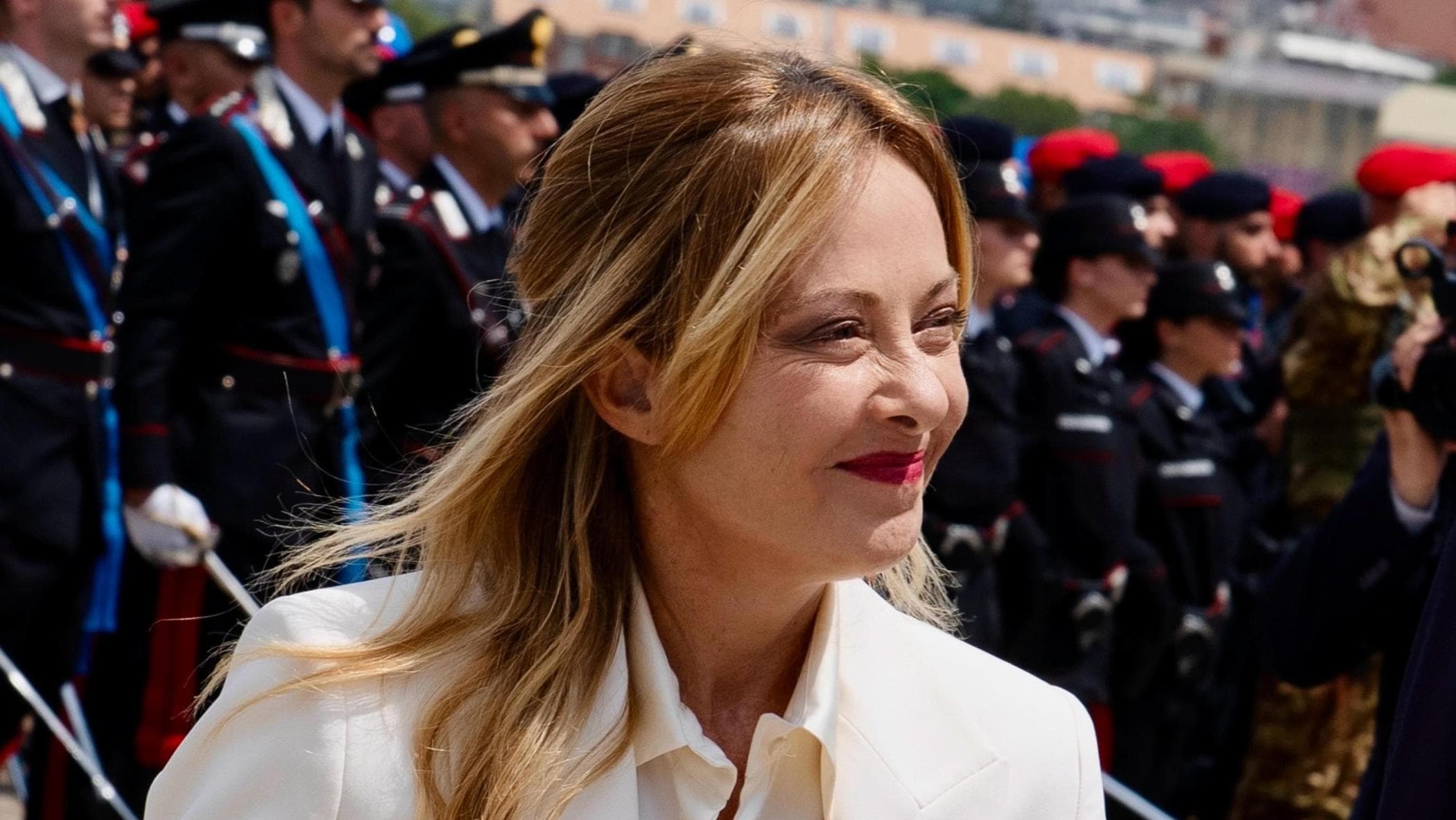 Meloni sui ballottaggi: “Avanti così”. Lite in FdI sulla dir