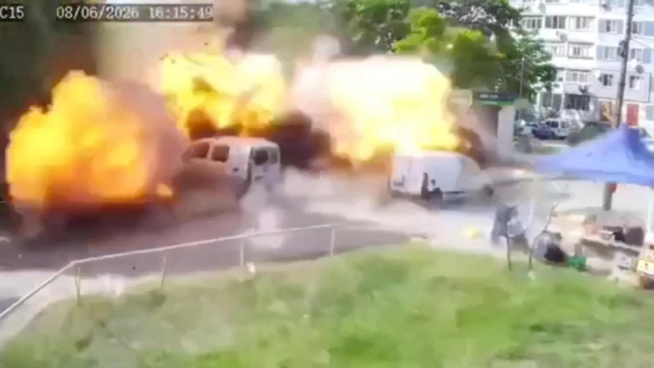 Guerra Ucraina - Russia, le news di oggi. Raid russi nella r