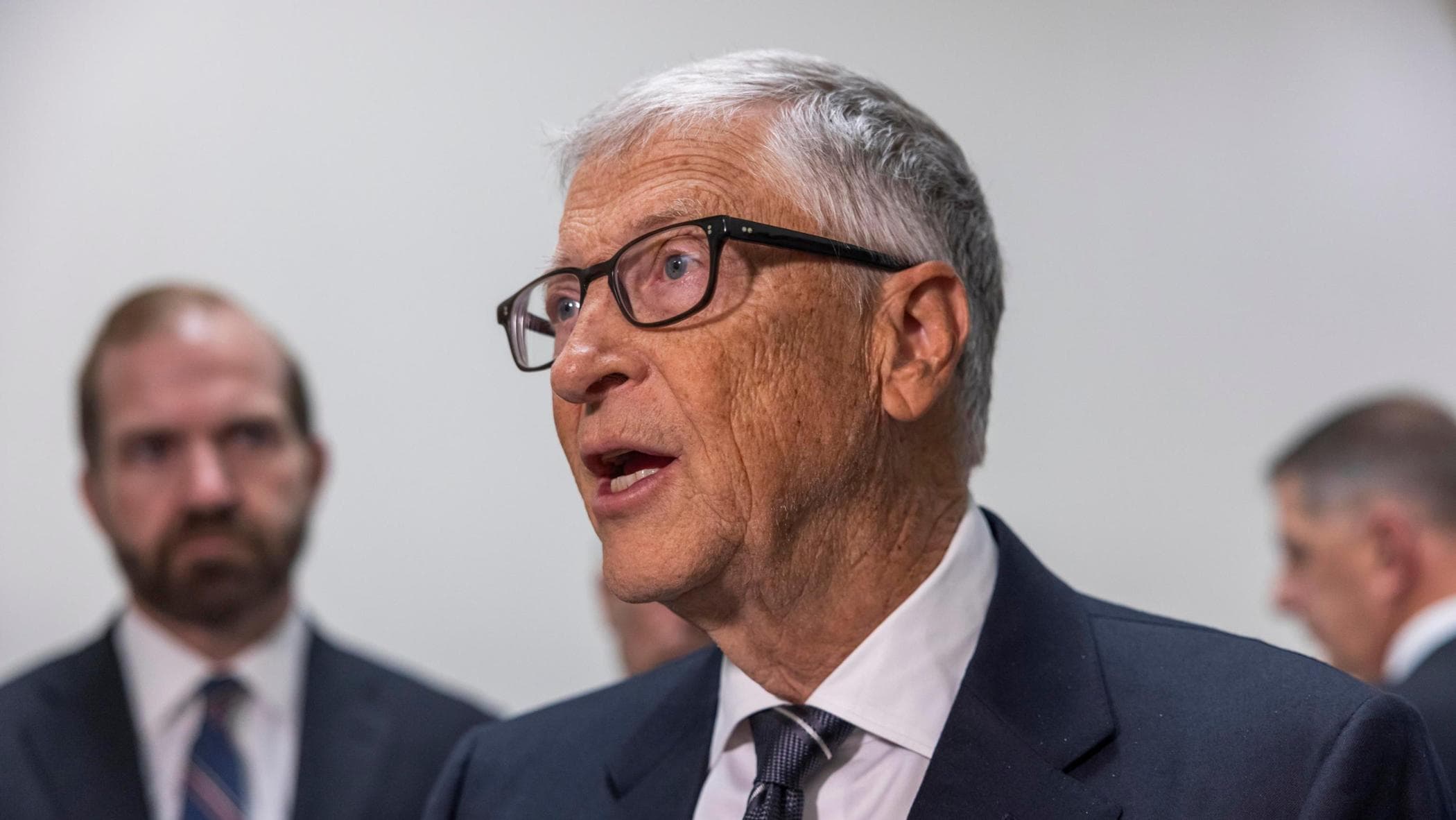 Bill Gates testimonia: “Non avrei dovuto incontrare Epstein,
