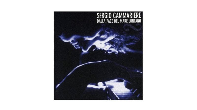 Pace e mare. La copertina dell’album Dalla pace del mare lontano (2003) che contiene la canzone Tutto quello che un uomo
