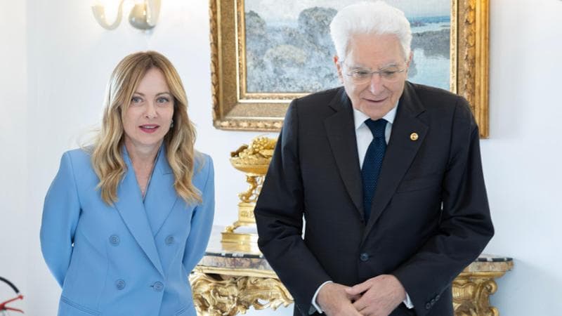 Anteprima: Mattarella: “Opportuno che Ue si presenti con una voce sola su Russia e Ucraina”