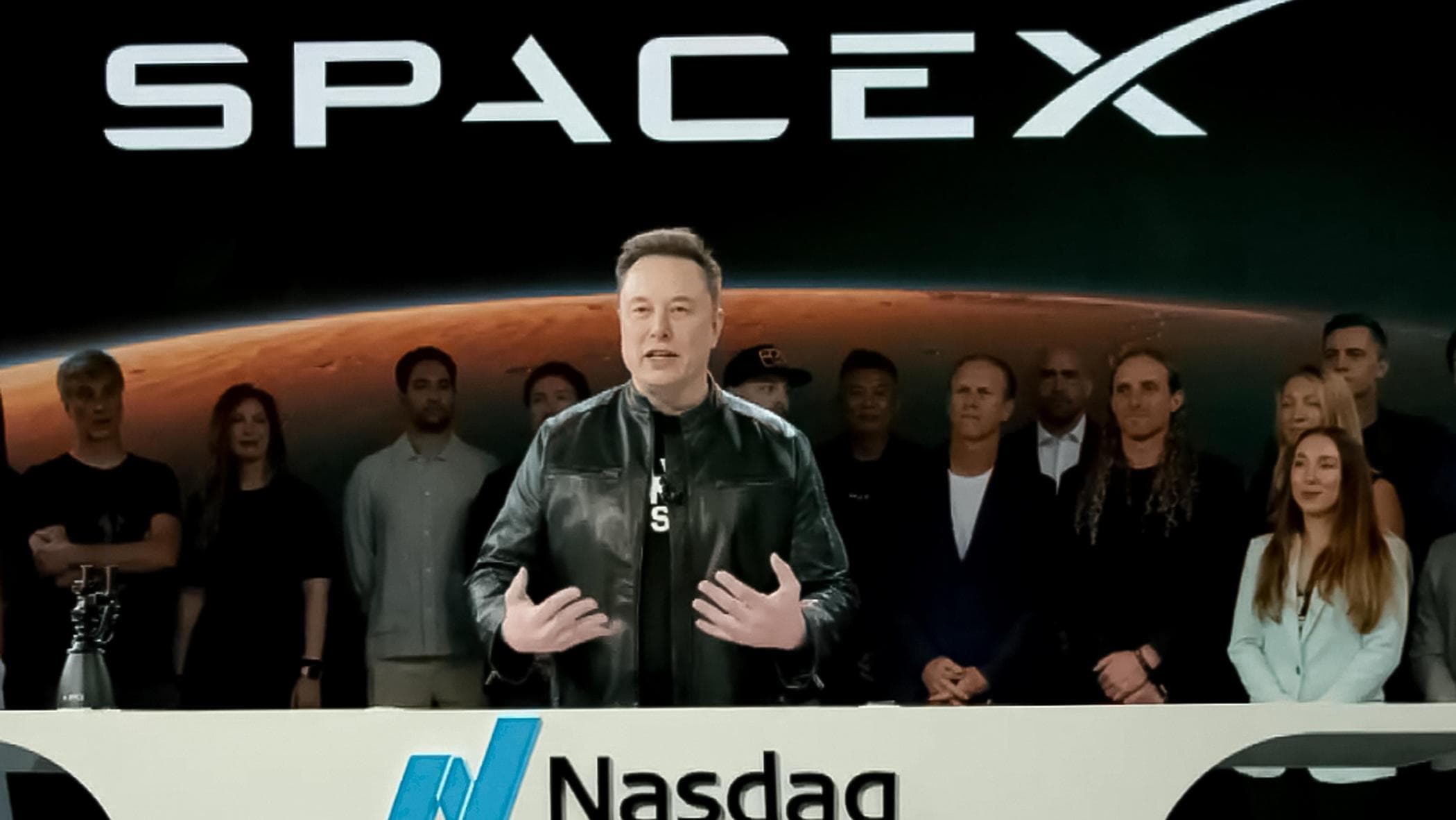 SpaceX Nasdaq'a çıkıyor, Musk uzaktan zili çalıyor: 'Mars'a ve ötesine'