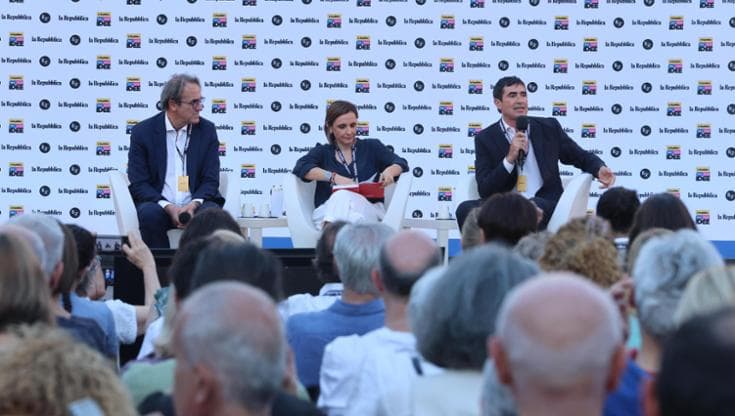 Bonelli e Fratoianni: “La maggioranza degli italiani vuole una tassa sulle grandi ricchezze”