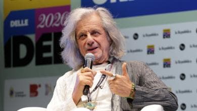 Alessandro Bergonzoni: “La tenerezza ci salva, entrare nei drammi altrui è vitale”