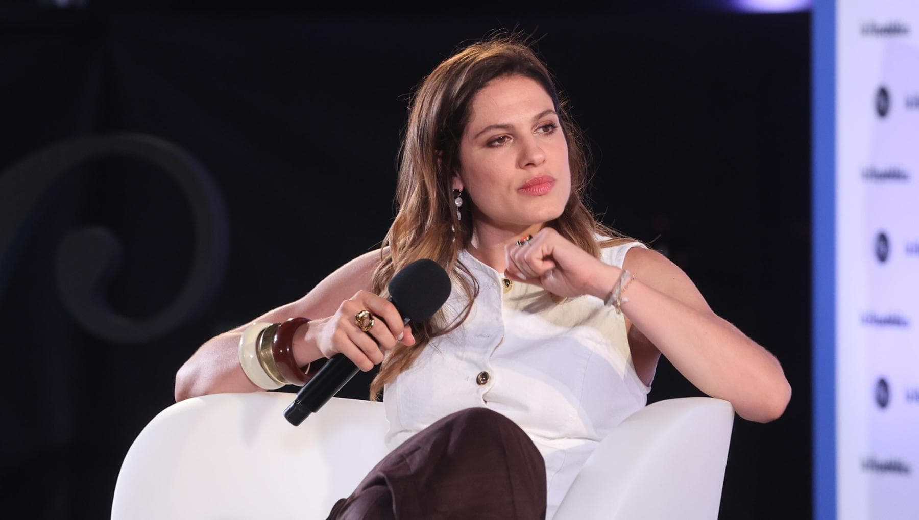 Giulia Vecchio: “Le imitazioni e le maschere mi hanno salvata”