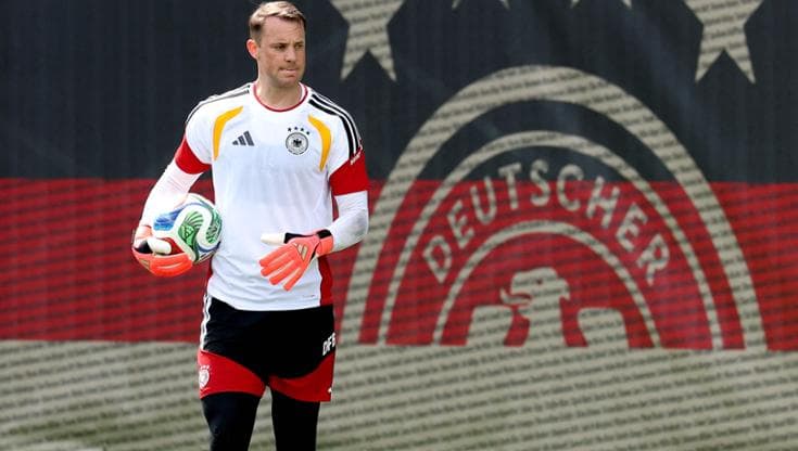 Manuel Neuer in allenamento a Winston-Salem

