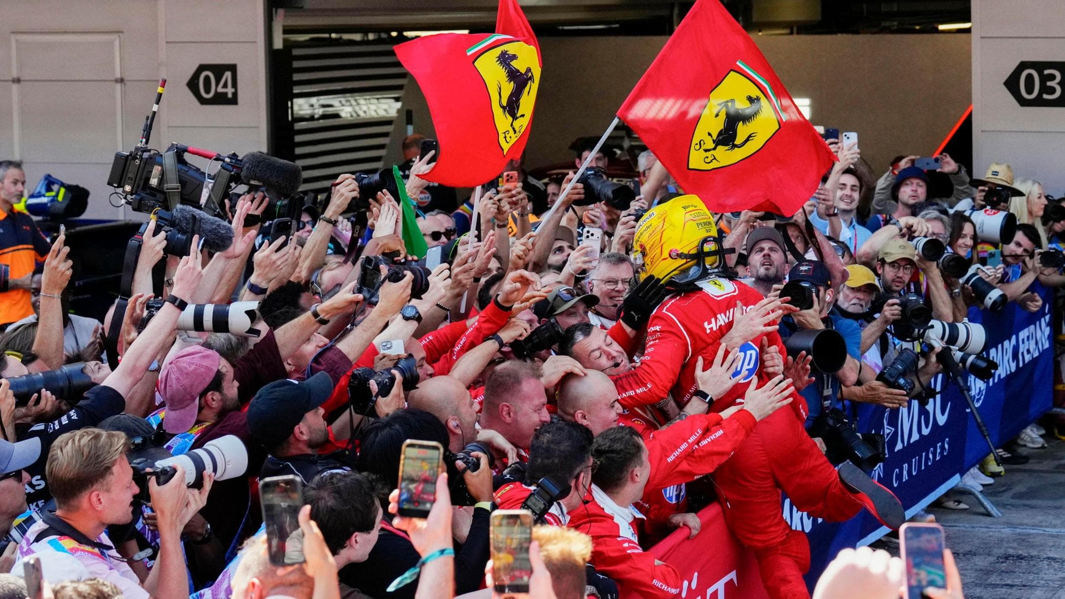 Gp Barcellona, le pagelle: Hamilton da 10, Leclerc nota stonata, Antonelli tradito dalla Mercedes