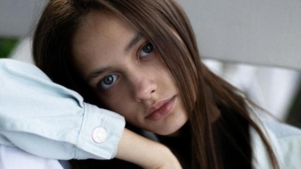 “Giulia, 15 anni, reagisce male a ogni mia richiesta e non perde occasione per criticarmi”