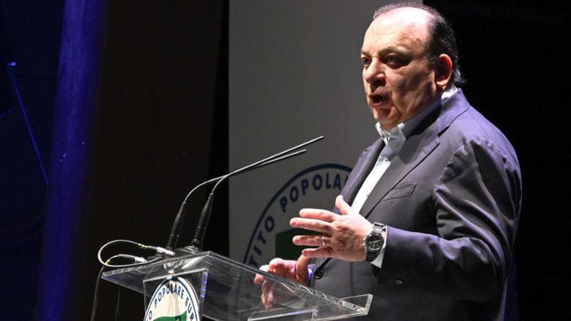 Anteprima: Huaweigate: l'Europarlamento revoca l'immunità di Martusciello, salvo De Meo