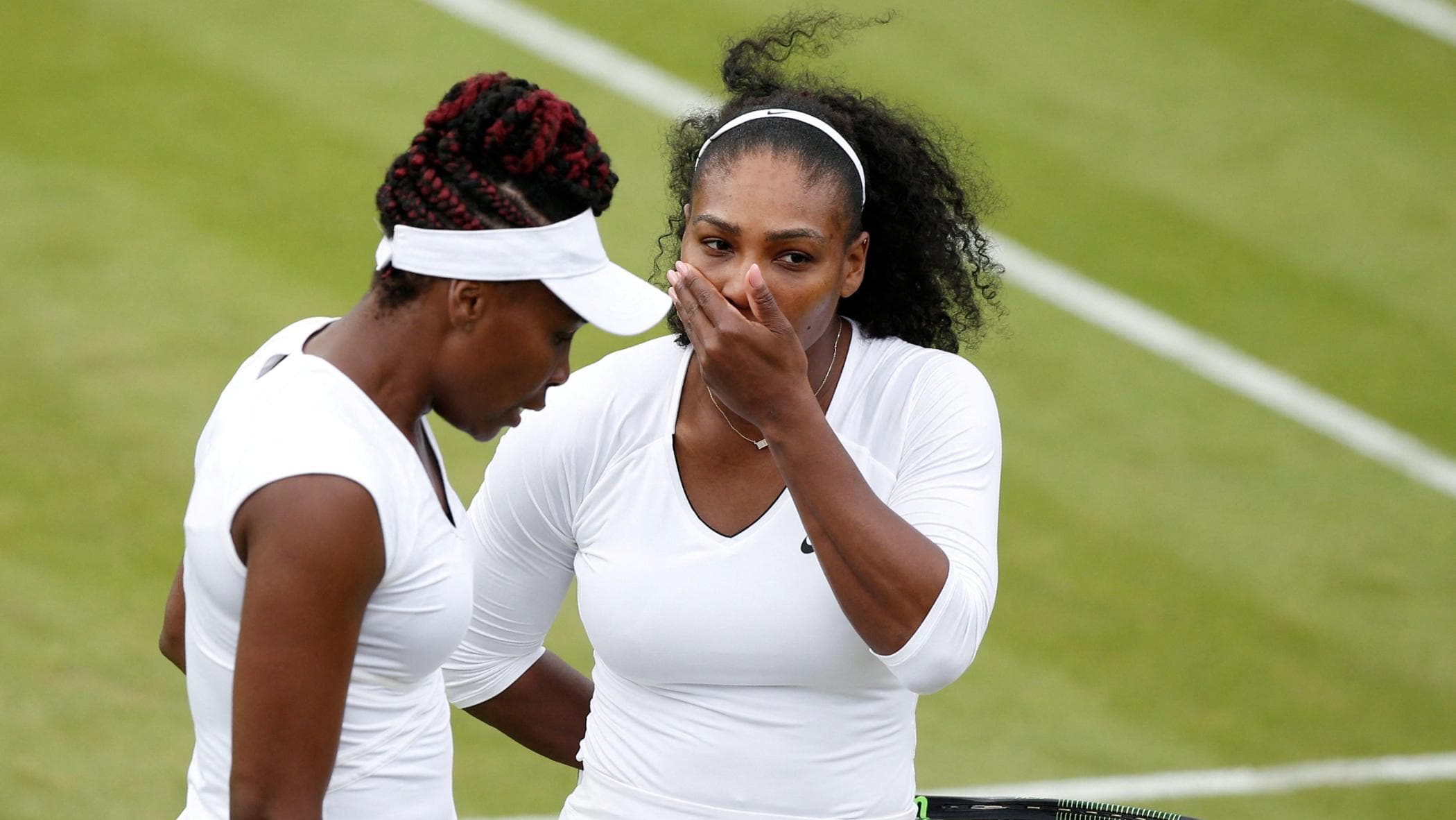 Williams kardeşler Wimbledon'da çiftler oynamak için geri dönüyor