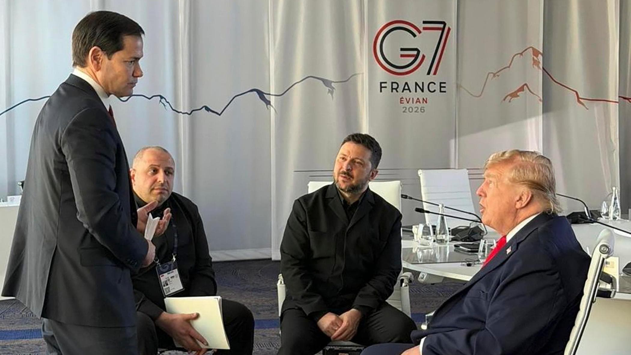 al g7 la pace trump zelensky la guerra deve finire presto sanzioni al petrolio di putin da Repubblica.it al g7 la pace trump zelensky la guerra deve finire presto sanzioni al petrolio di putin