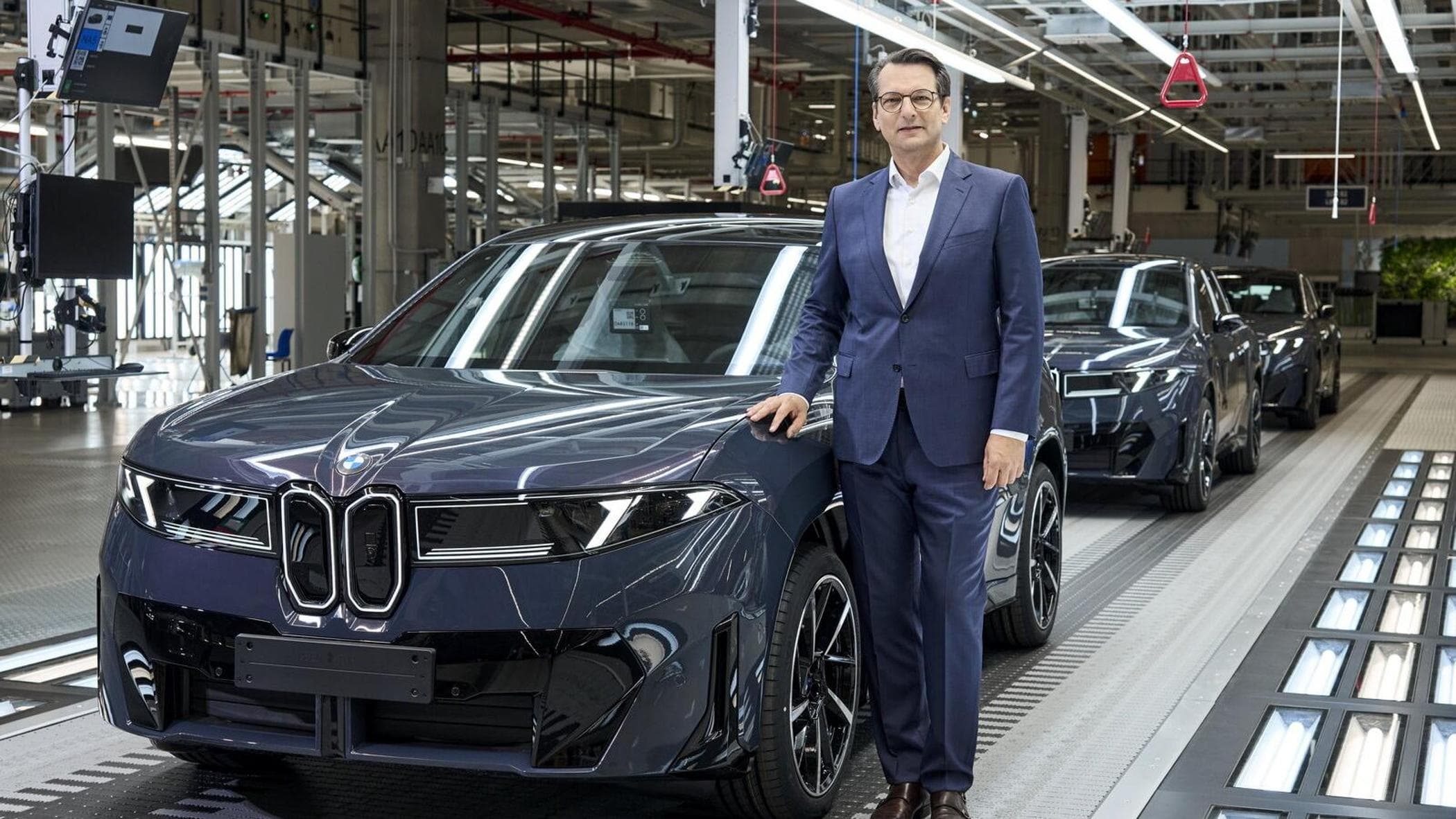 BMW 2026 tahminlerini düşürdü: Çin ve Orta Doğu'daki düşüşler ve yeni yeniden yapılanma maliyetleri ağırlaşıyor