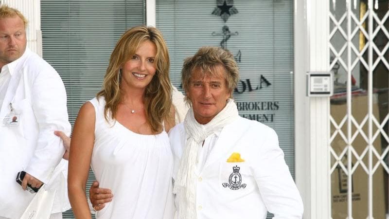 Con la moglie Penny Lancaster. I due si sono sposati nel 2007