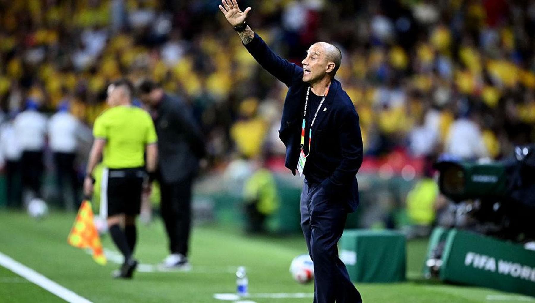 cannavaro battuto all8217esordio mondiale il suo uzbekistan lotta ma perde 3 1 contro la colombia da Repubblica.it cannavaro battuto all8217esordio mondiale il suo uzbekistan lotta ma perde 3 1 contro la colombia