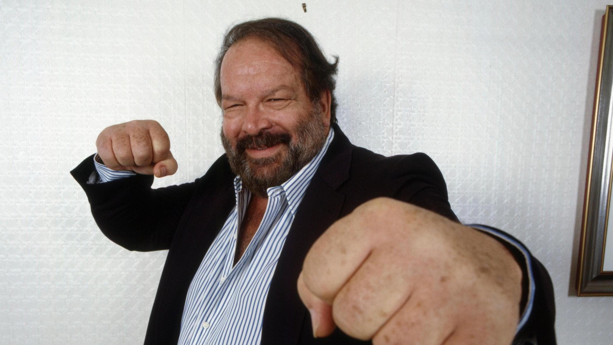 giuseppe pedersoli pap224 bud spencer era indisciplinato ecco come nacque il colpo del piccione da Repubblica.it giuseppe pedersoli pap224 bud spencer era indisciplinato ecco come nacque il colpo del piccione