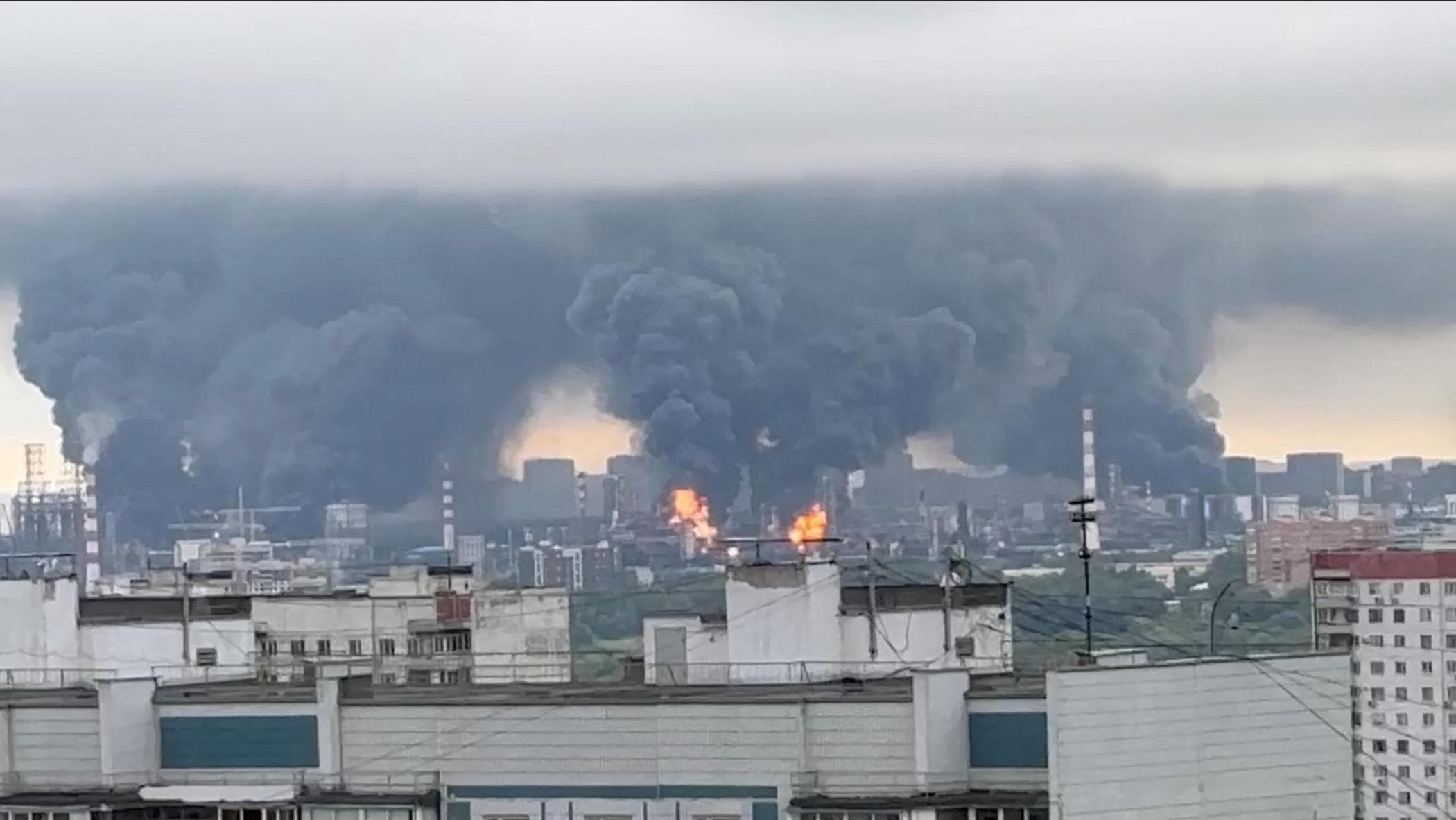 guerra ucraina 8211 russia le news di oggi massiccio attacco di droni a mosca aeroporti chiusi da Repubblica.it guerra ucraina 8211 russia le news di oggi massiccio attacco di droni a mosca aeroporti chiusi