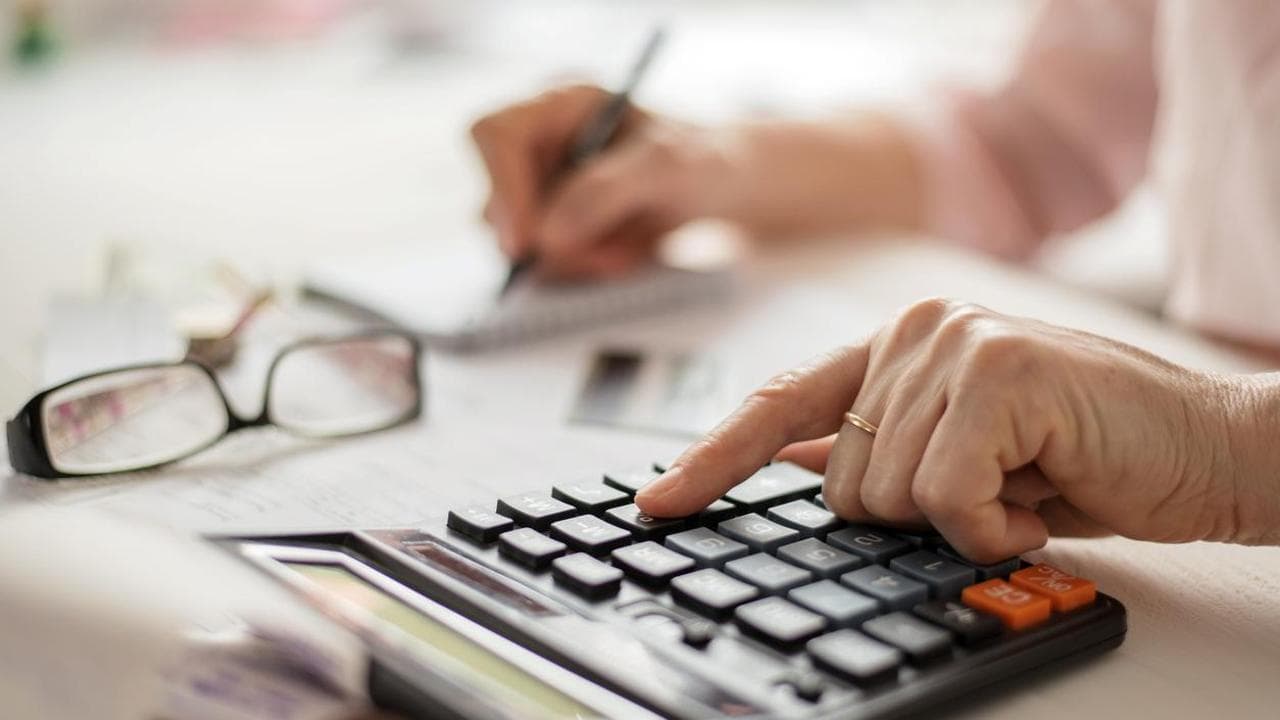 Pensioni, Tfr nel fondo di previdenza complementare: il simulatore e 17 falsi miti