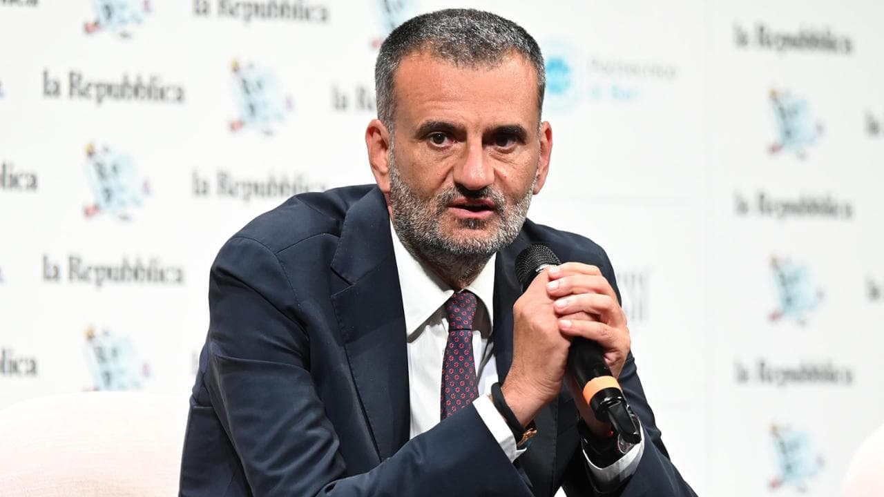 Decaro: “La mia rivoluzione sarà il mare democratico con lidi gratuiti e attrezzati”