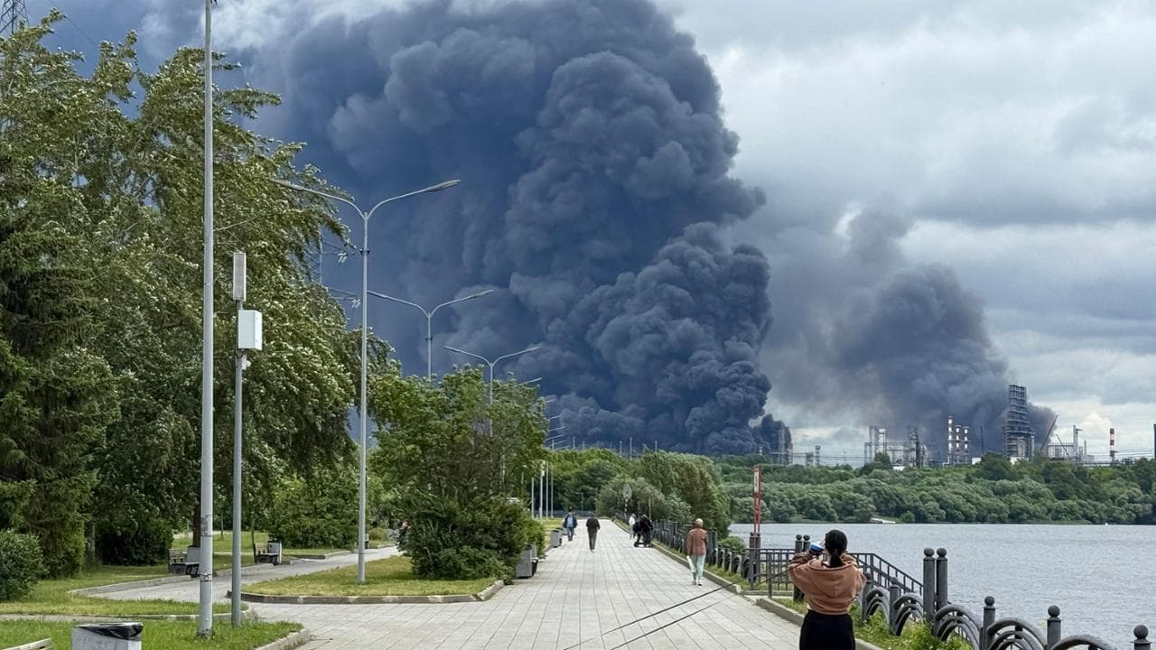 La diretta Le capitali sotto attacco. Zelensky: “Brucerà anche Mosca”. Rutte: “Svolta sul campo a favore di Kiev”