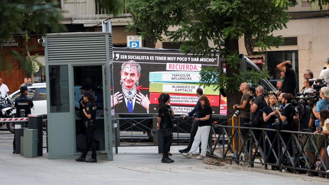 Spagna, indagate anche le figlie di Zapatero per il caso Plus Ultra.  Sánchez: “Solidarietà”