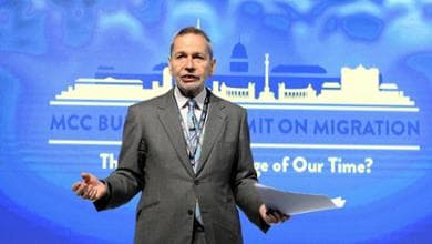 Furedi: “Se viene meno la distinzione tra adulti e giovani, si creano problemi per entrambi”
