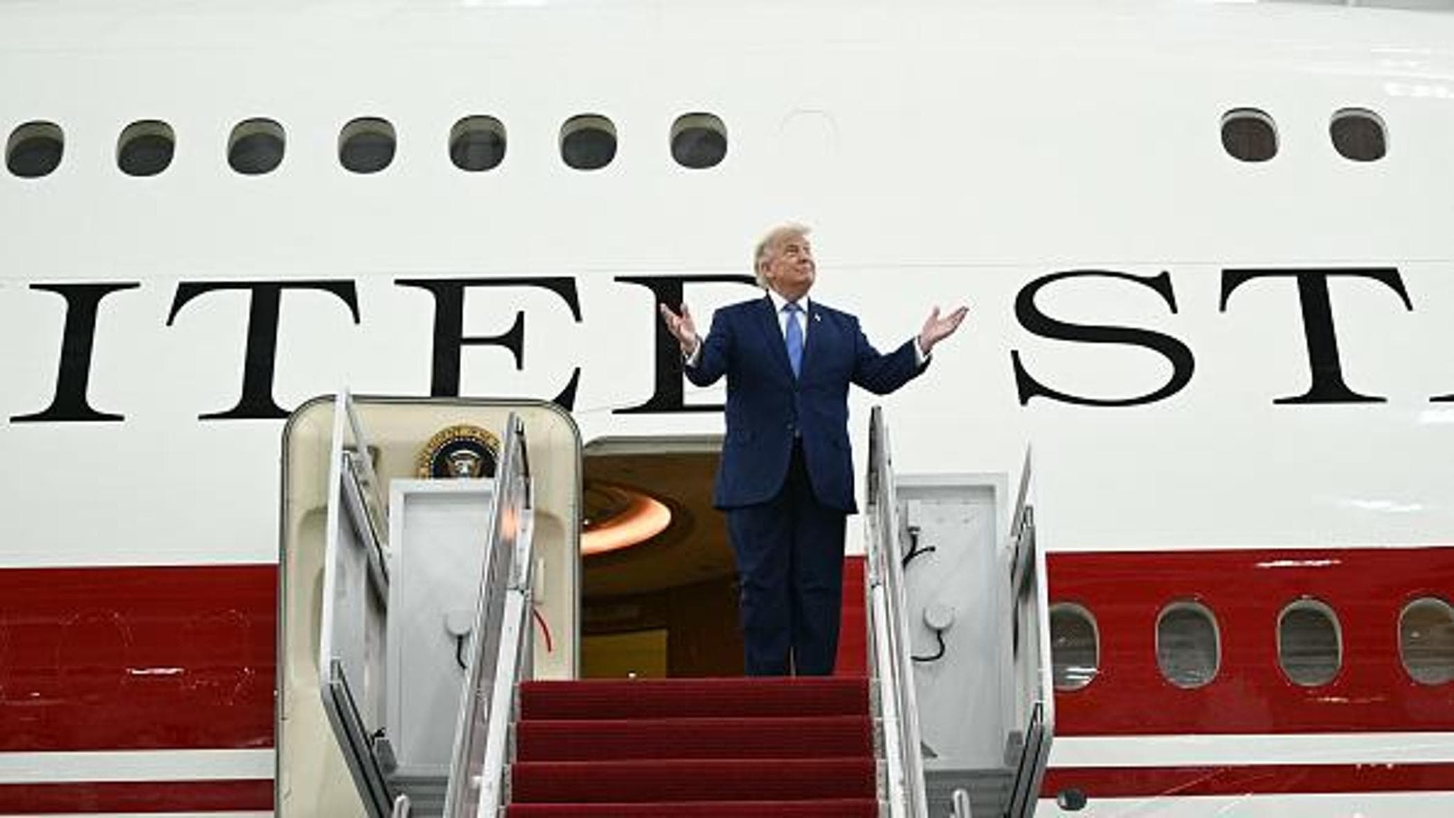 Il nuovo Air Force One di Trump, un jet del Qatar riconvertito. “Una Casa Bianca volante e di lusso”