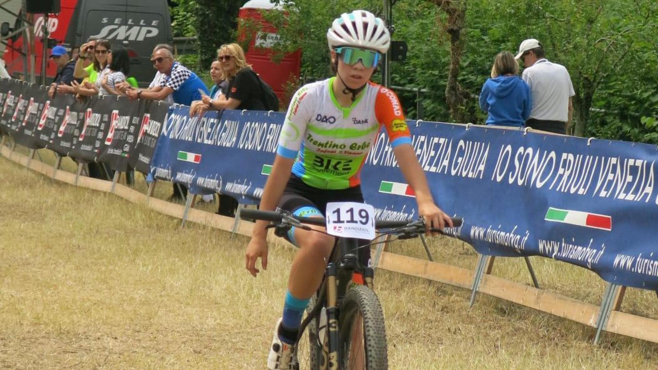 adele cobelli muore in trentino a 14 anni 232 stata sbalzata da un8217auto mentre si allenava in bici da Repubblica.it adele cobelli muore in trentino a 14 anni 232 stata sbalzata da un8217auto mentre si allenava in bici