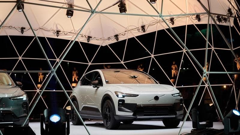Volvo Italia avvia la partnership con Sport e Salute con la premier delle EX60 a Roma