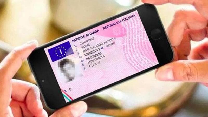 Patente di guida, esame sempre più difficile: 4 su 10 bocciati alla teoria