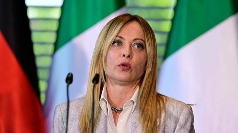 Anteprima: Meloni al vertice E5 sorvola sul caso Rutte. Fertitta: “La premier ha fatto lavoro eccell…