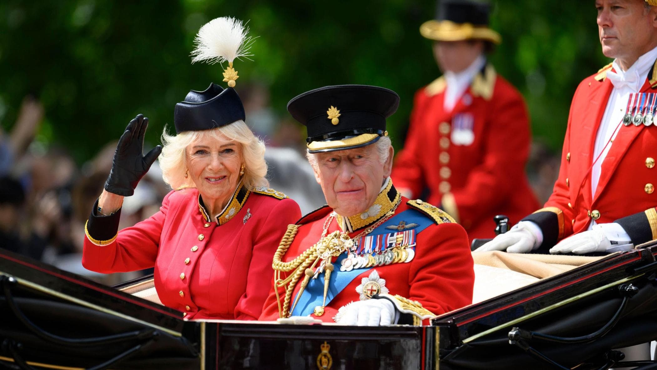 Carlo lascia Buckingham Palace, non sarà più la residenza dei reali
