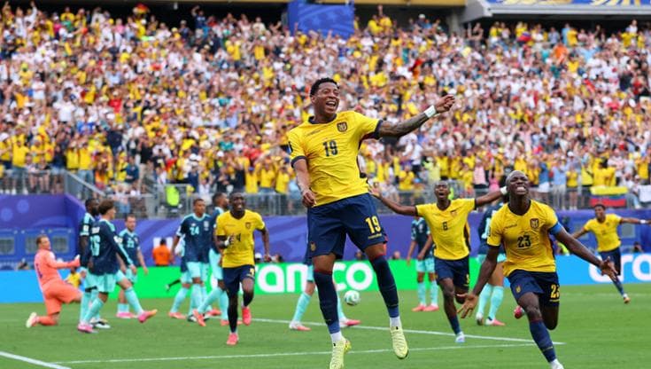 Impresa Ecuador, batte 2-1 la Germania e si qualifica. Avanti anche la Costa d’Avorio